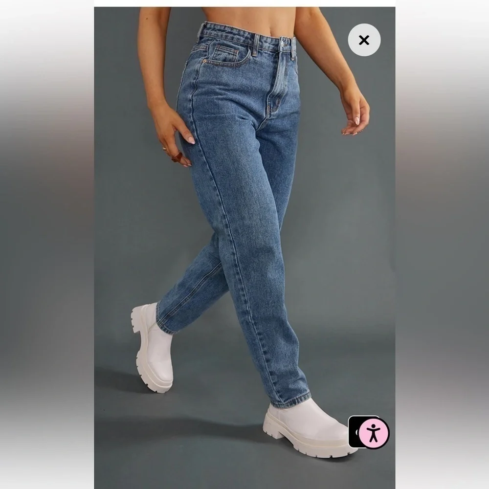 Pretty Little Thing Vintage Wash High Rise Barrel Leg Mom‎ Denim Jeans Size 8